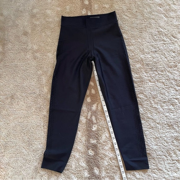 Ultracor Black Lux Compression Leggings Laser Cut Perforated Triangle Size Small - Picture 5 of 11